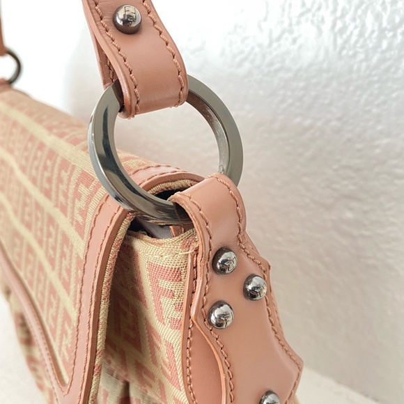 Vintage FENDI dusty pink monogram canvas Y2K 90s shoulder bag - Picture 5 of 11